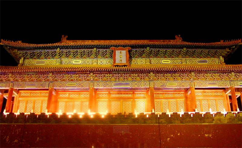 東華門